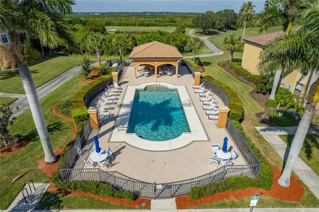 $2,295 | 7015 River Hammock Drive, Unit 405, Bradenton, FL 34212