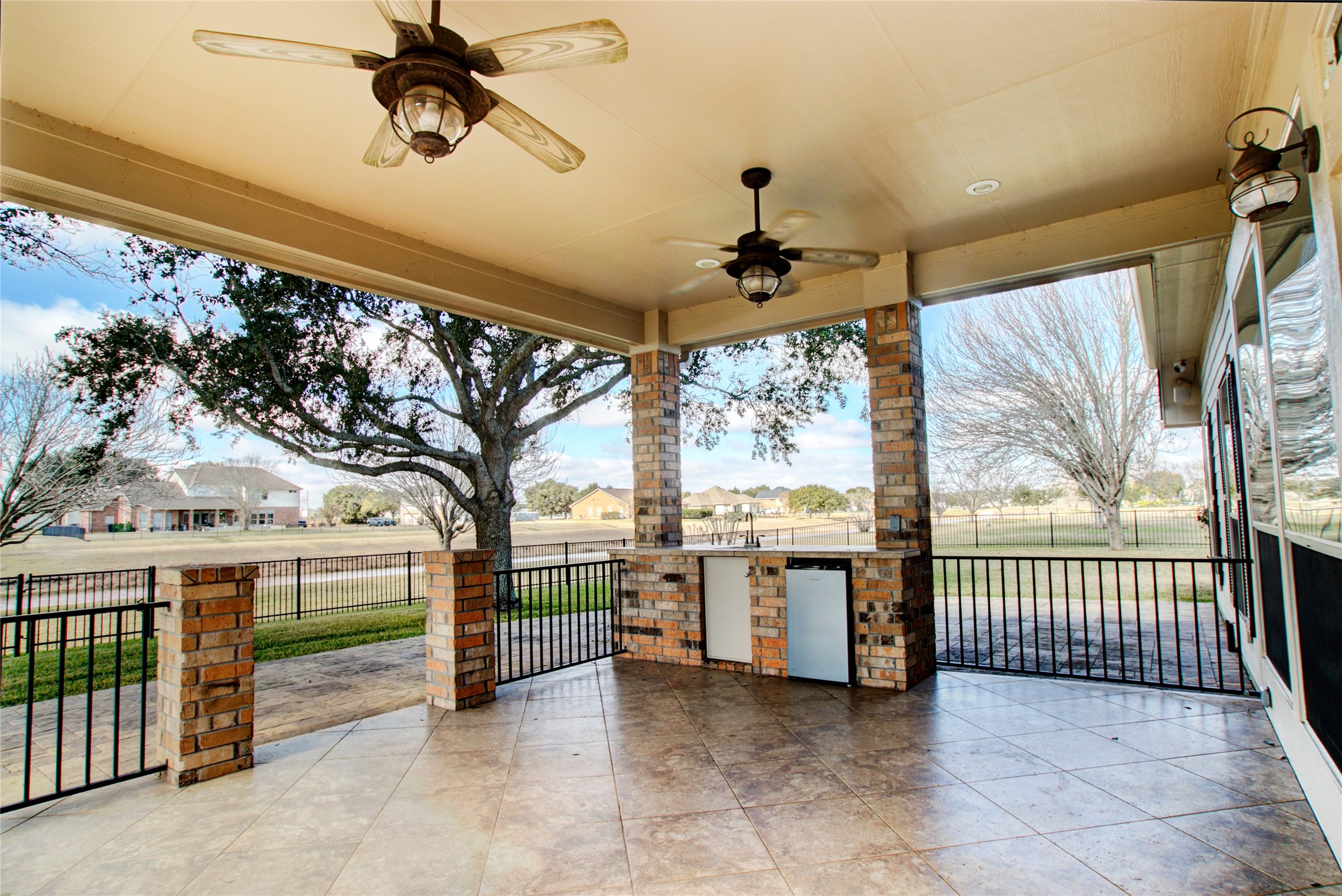 3327 River Bend Drive Rosenberg, TX 77471 - Photo 27 of 33 a view of a hardwood & utility room