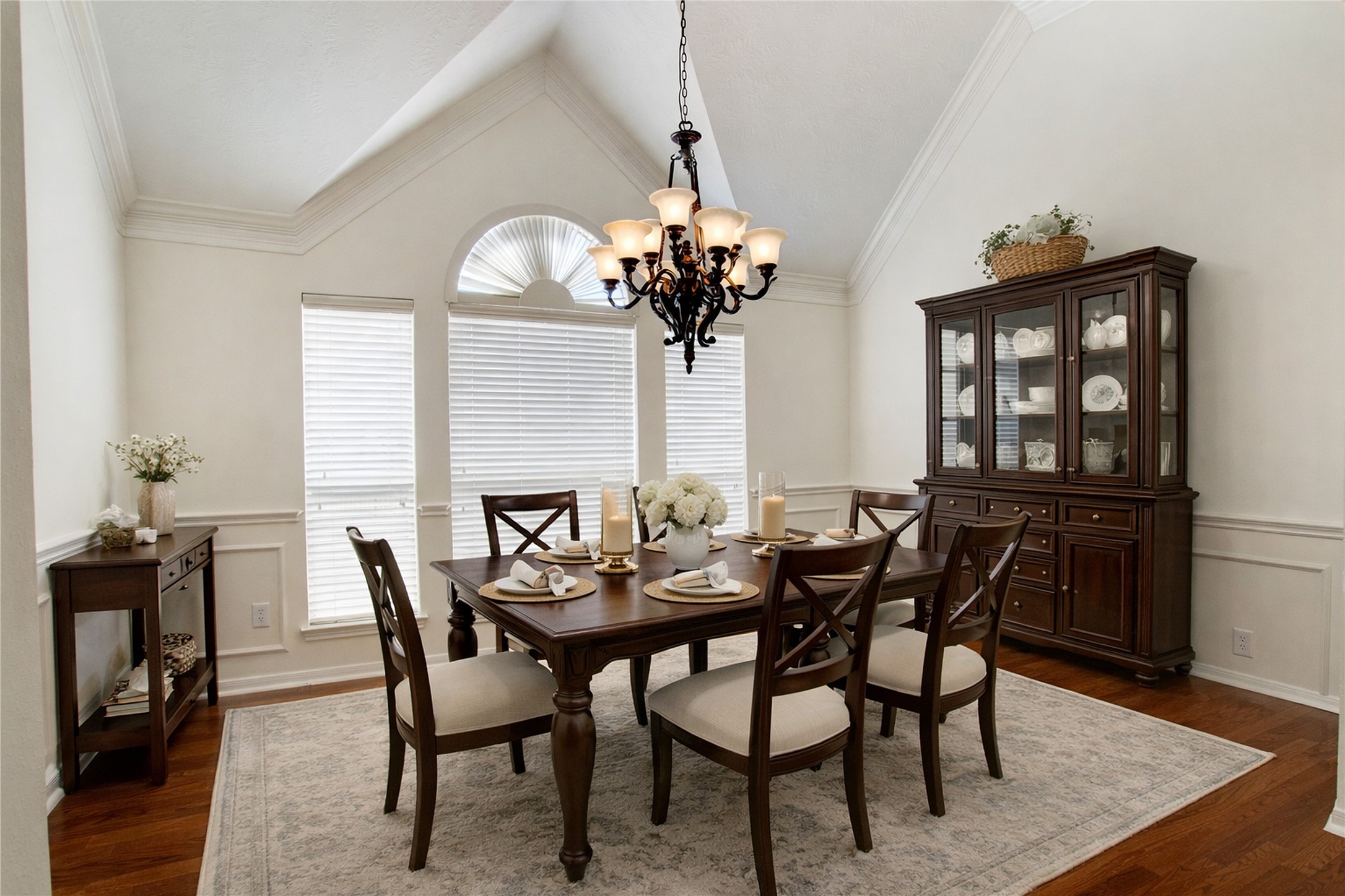 3327 River Bend Drive Rosenberg, TX 77471 - Photo 6 of 33 a view of a dining room with furniture and a chandelier