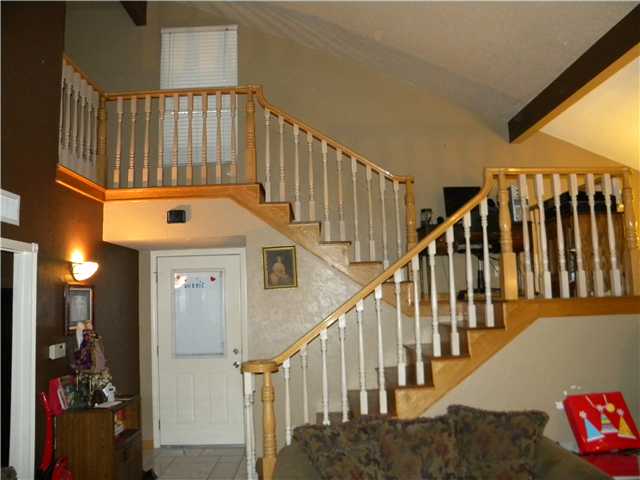 8715 Cordial Road El Cajon, CA 92021 - Photo 12 of 18 Custom Staircase