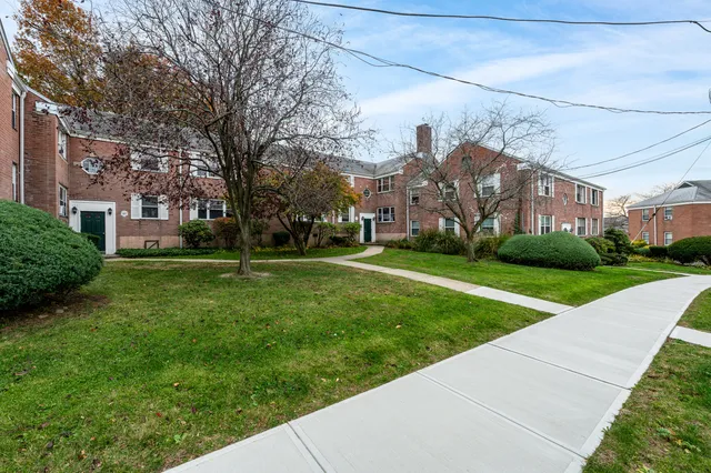 $350,000 | 23 Standish Road, Unit 2, Stamford, CT 06902