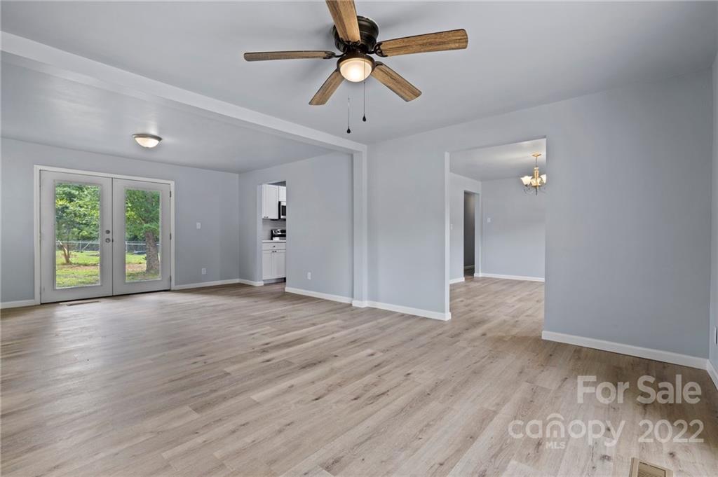 435 Thermal View Drive Tryon, NC 28782 - Photo 13 of 37