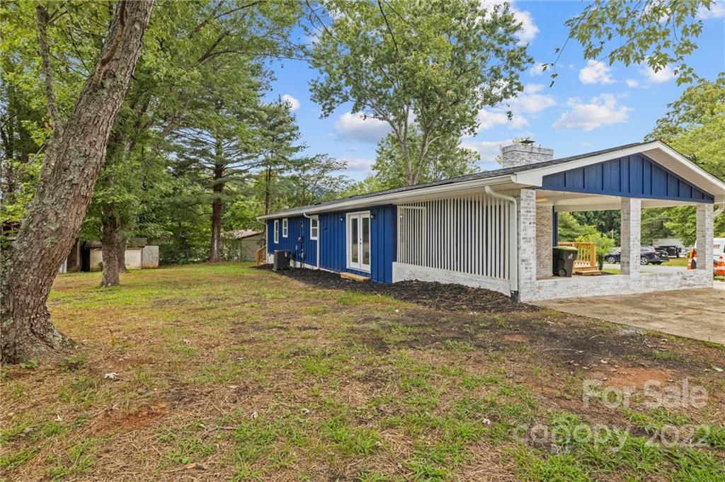 435 Thermal View Drive Tryon, NC 28782 - Photo 35 of 37