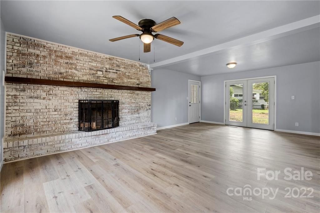 435 Thermal View Drive Tryon, NC 28782 - Photo 8 of 37