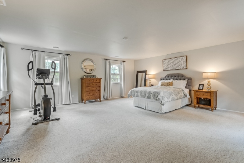 54 Dean Road Mendham, NJ 07945 - Photo 15 of 31