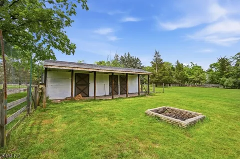 $1,350,000 | 10 Deer Ridge Road, Bernards, NJ 07920