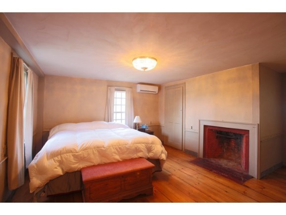 129 Thornton Road New Boston, NH 03070 - Photo 20 of 36