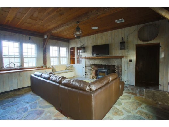 129 Thornton Road New Boston, NH 03070 - Photo 31 of 36