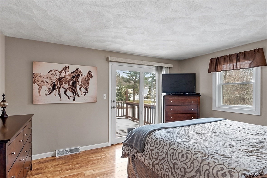 110 Rolling Ridge Lane Methuen, MA 01844 - Photo 15 of 42 Gallery Image 15
