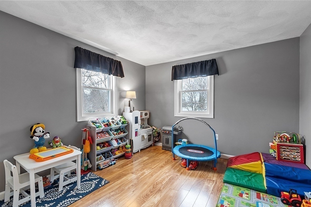 110 Rolling Ridge Lane Methuen, MA 01844 - Photo 22 of 42 Gallery Image 22
