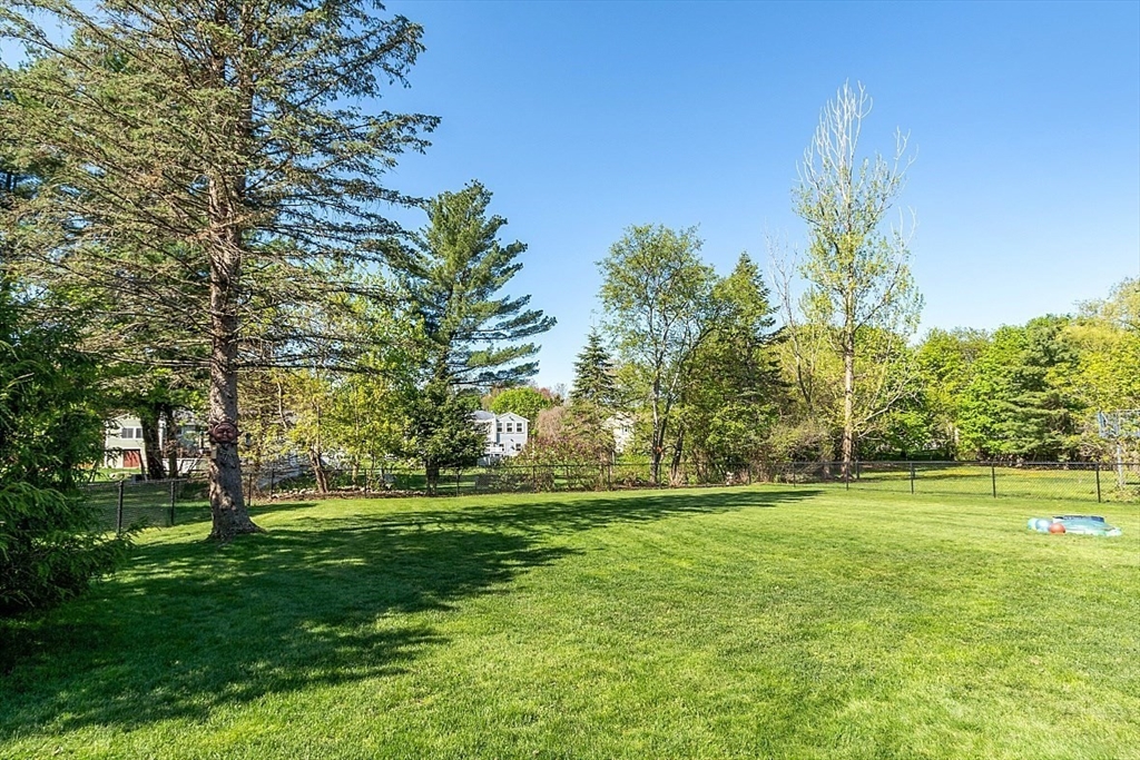 110 Rolling Ridge Lane Methuen, MA 01844 - Photo 36 of 42 Gallery Image 36