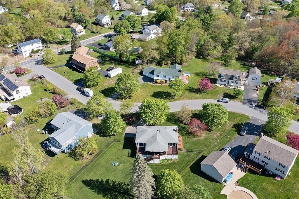 110 Rolling Ridge Lane Methuen, MA 01844 - Photo 40 of 42 Gallery Image 40