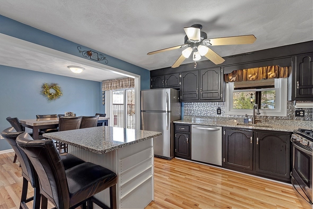 110 Rolling Ridge Lane Methuen, MA 01844 - Photo 10 of 42 Gallery Image 10