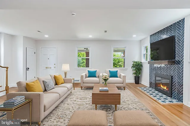 $939,500 | 6932 8th Street Northwest, Washington, DC 20012