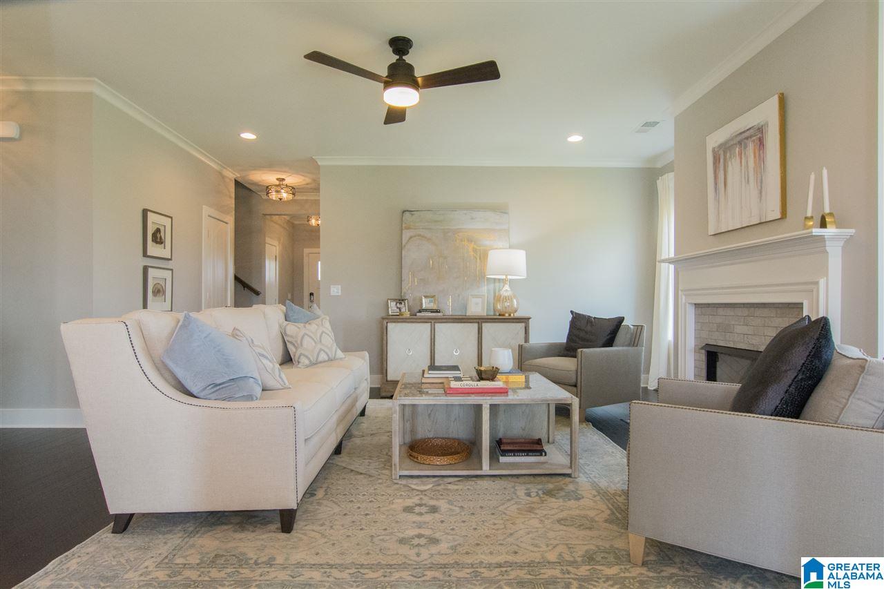 1033 Camellia Ridge Drive Pelham, AL 35124 - Photo 5 of 26