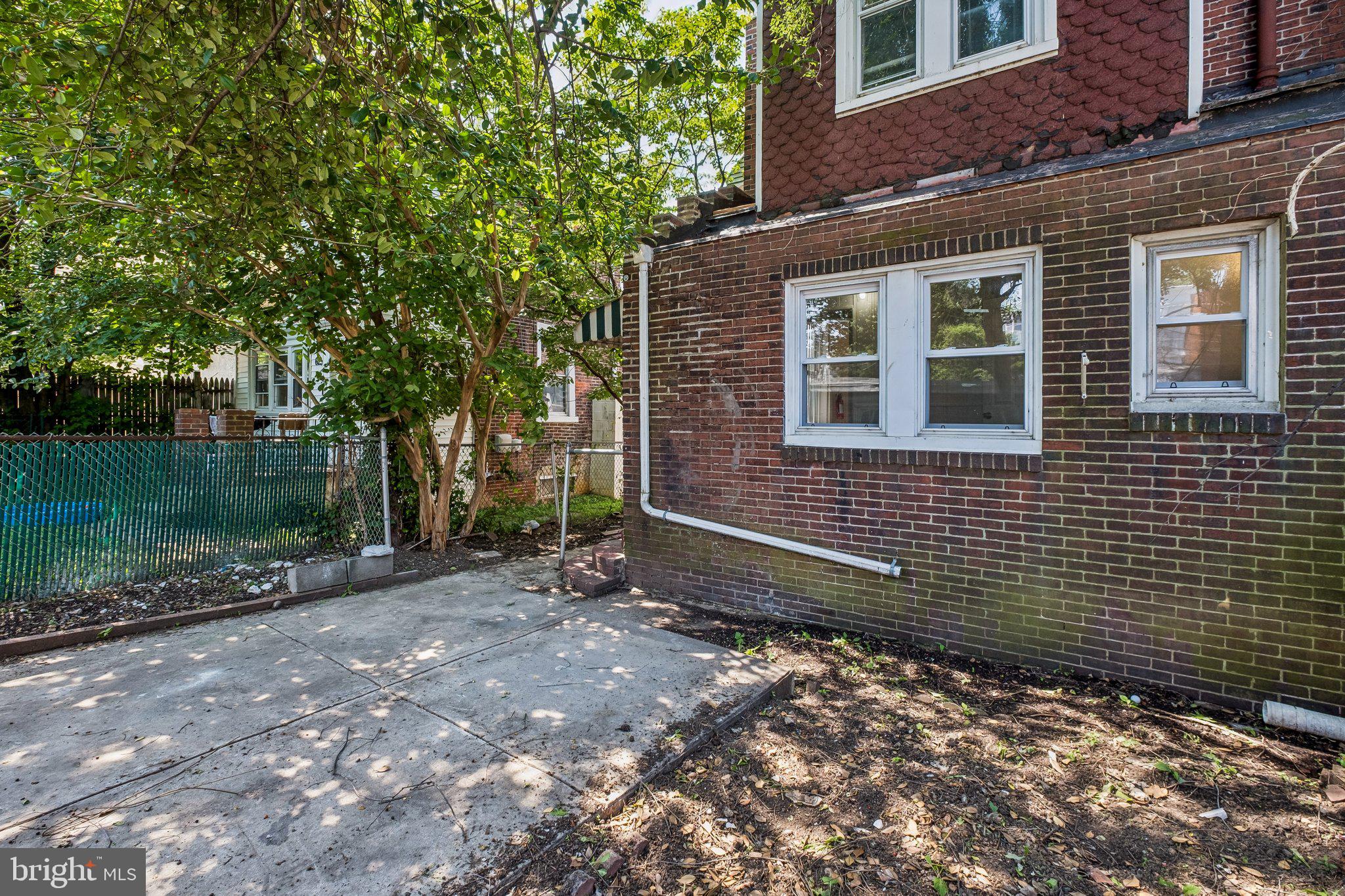 627 Walnut Street Darby, PA 19023 - Photo 35 of 42