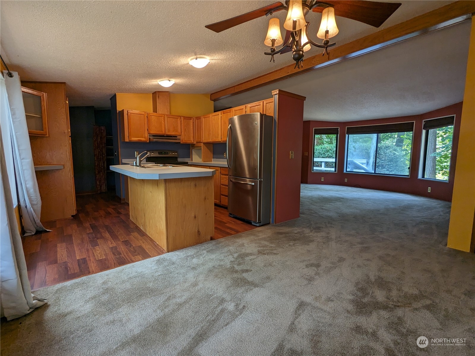 15151 Bandix Road Southeast Olalla, WA 98359 - Photo 4 of 24 Gallery Image 4