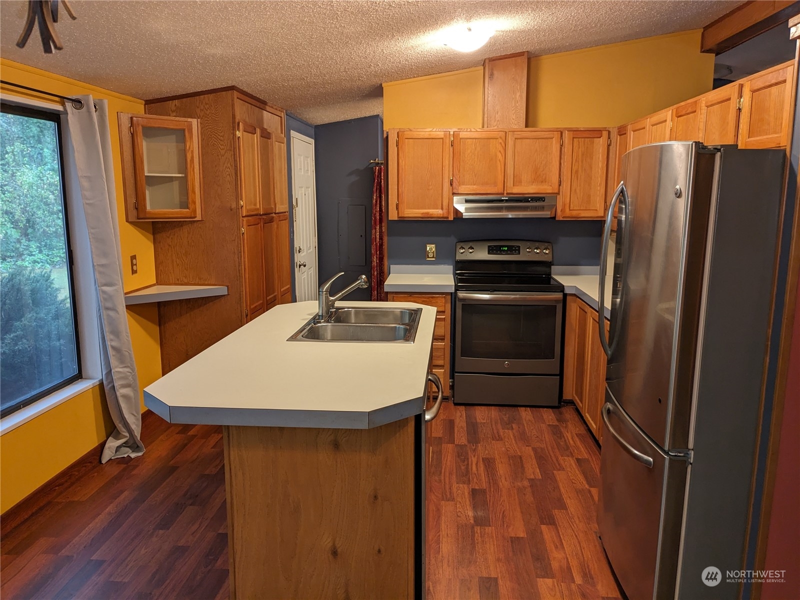 15151 Bandix Road Southeast Olalla, WA 98359 - Photo 8 of 24 Gallery Image 8