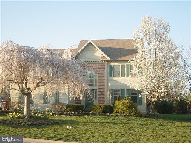9 Kings Pointe Drive Lititz, PA 17543 - Photo 1 of 16 Gallery Image 1
