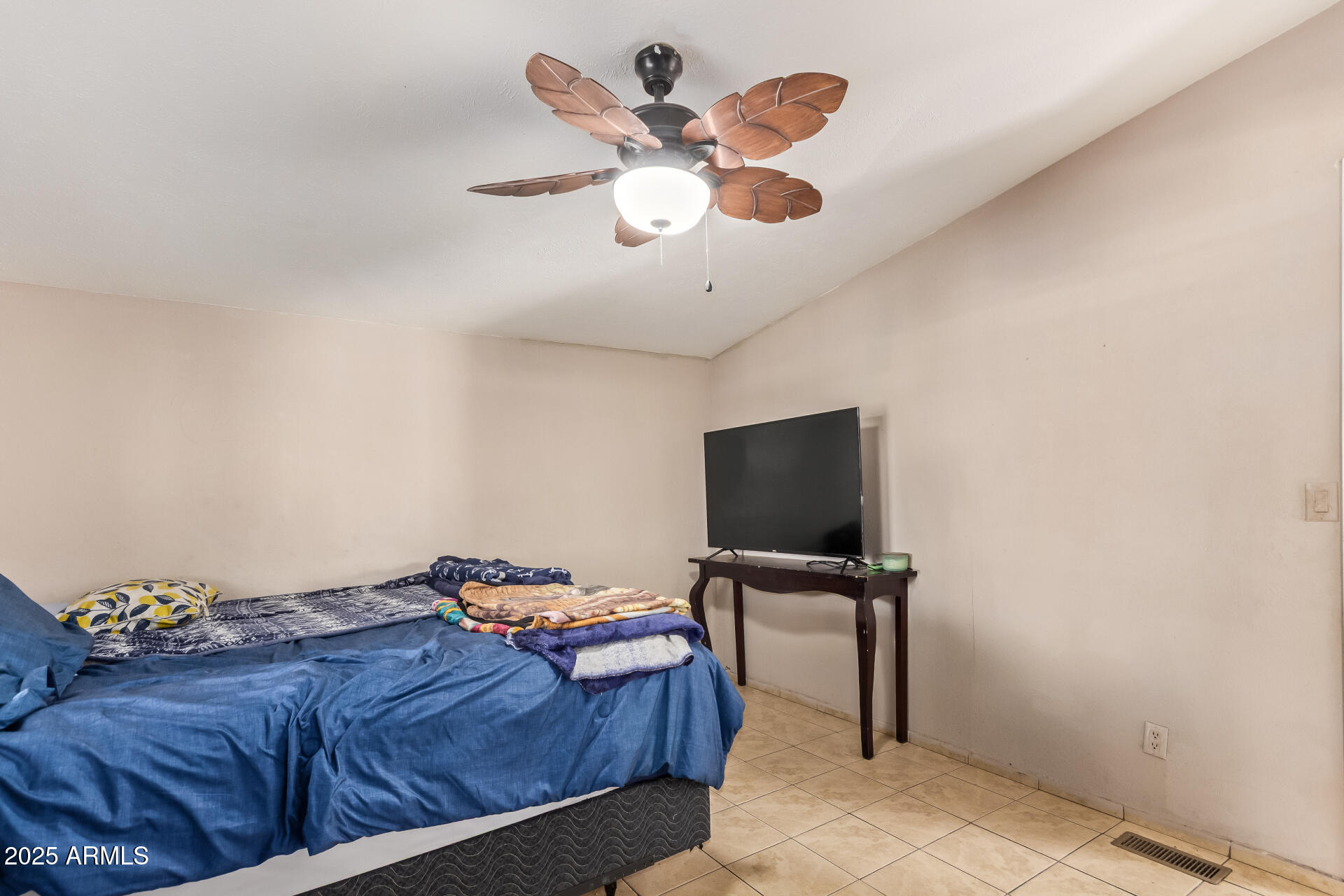 1304 East Bell Road, Unit 55 Phoenix, AZ 85022 - Photo 11 of 29 13 - Bell