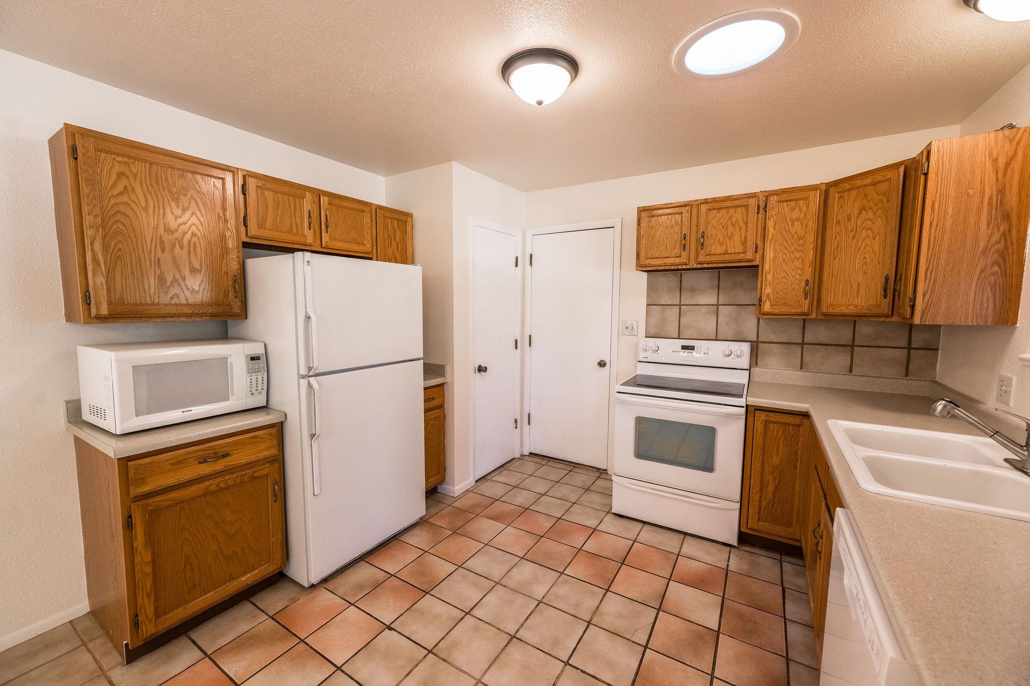 549 33 Road Clifton, CO 81520 - Photo 6 of 19