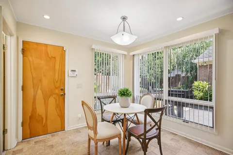 $899,900 | 73 Concord Park West, Nashville, TN 37205