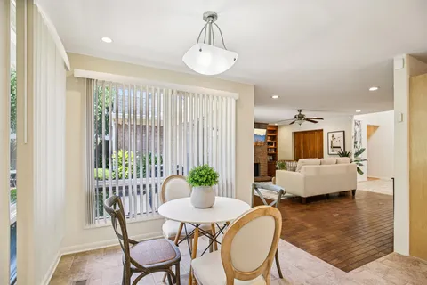 $899,900 | 73 Concord Park West, Nashville, TN 37205