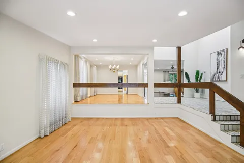 $899,900 | 73 Concord Park West, Nashville, TN 37205