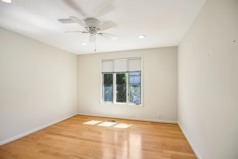 $899,900 | 73 Concord Park West, Nashville, TN 37205