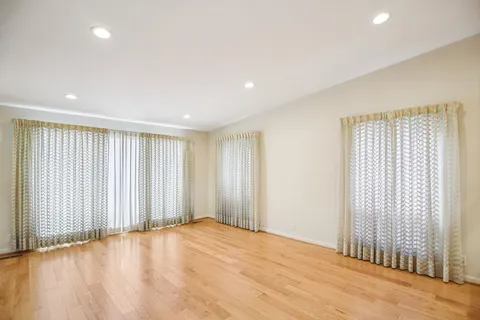 $899,900 | 73 Concord Park West, Nashville, TN 37205