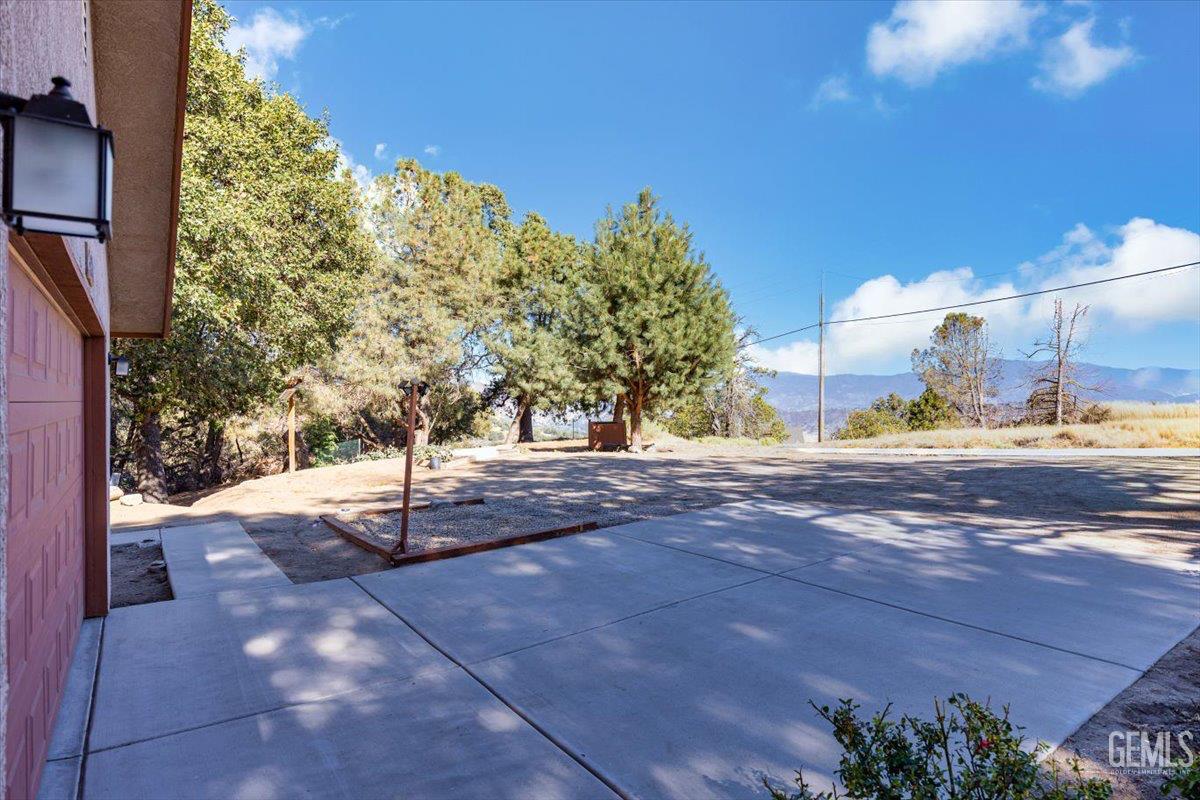 Undisclosed Address Tehachapi, CA 93561 - Photo 29 of 40