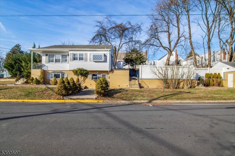 301 Riverview Road Pompton Lakes, NJ 07442 - Photo 30 of 33
