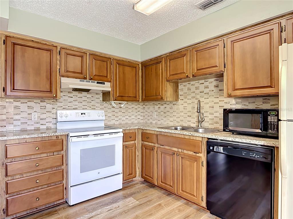 910 Big Tree Road, Unit 124 South Daytona, FL 32119 - Photo 13 of 42 Gallery Image 13