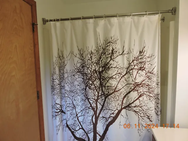 $514,000 | 124 Lakefront Lane, Barton, VT 05822