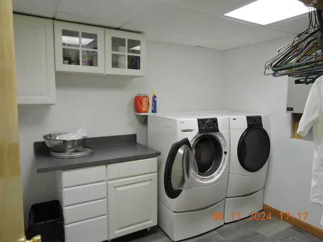 $514,000 | 124 Lakefront Lane, Barton, VT 05822