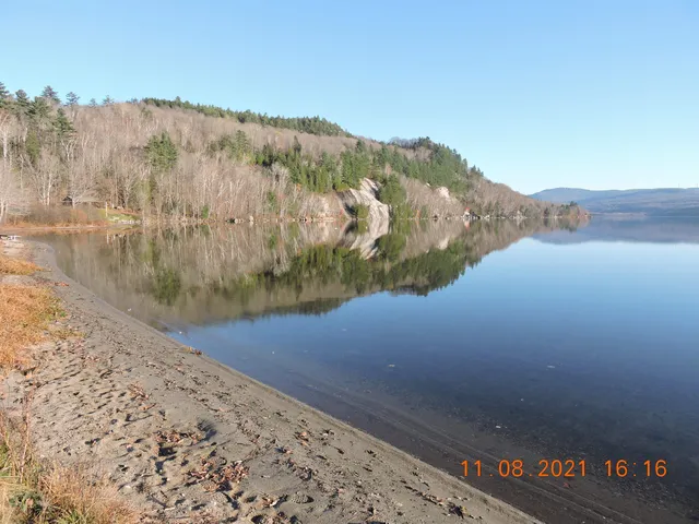 $514,000 | 124 Lakefront Lane, Barton, VT 05822