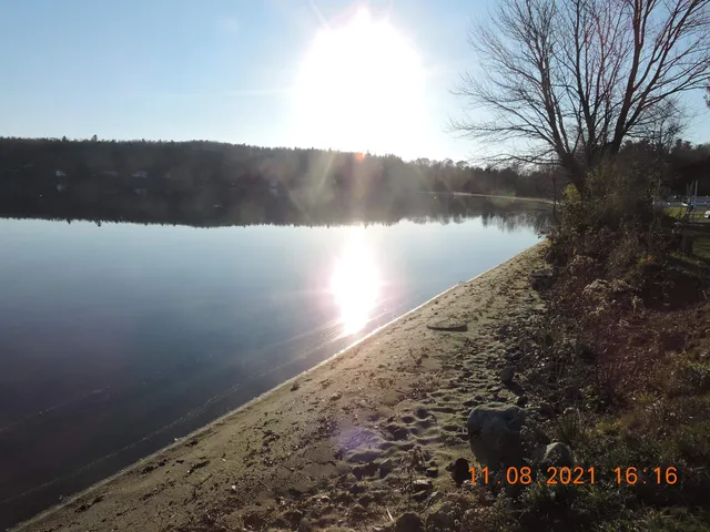 $514,000 | 124 Lakefront Lane, Barton, VT 05822