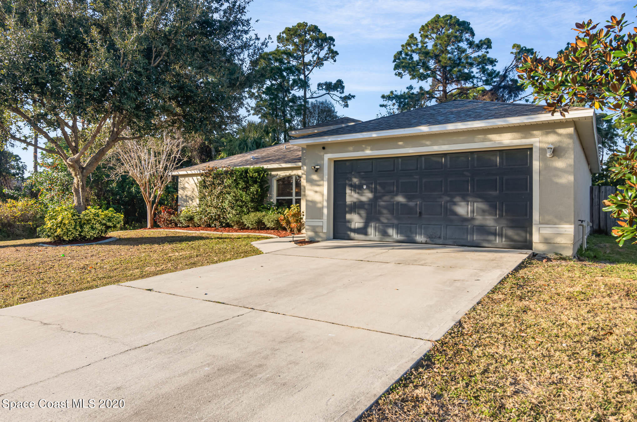 1367 Whitehurst Road Southwest Palm Bay, FL 32908 - Photo 3 of 23 DSC_8069-Edit