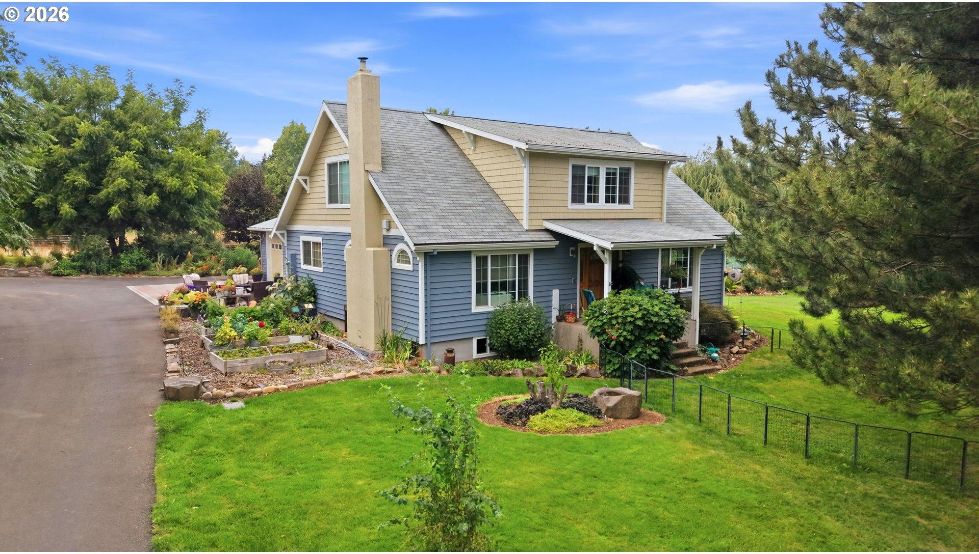 1736 Markham Road Hood River, OR 97031 - Photo 1 of 47 Gallery Image 1