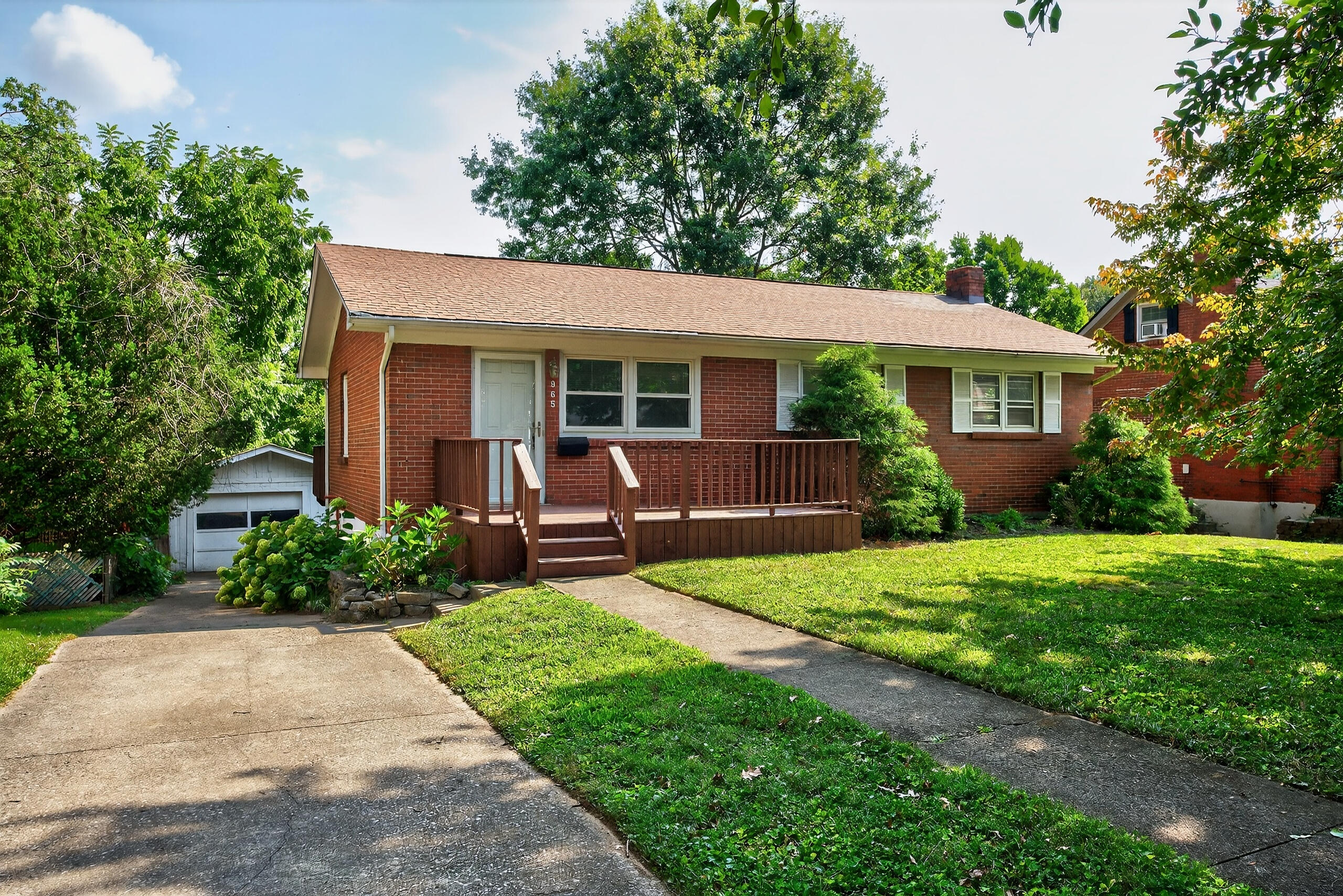 965 Fredericksburg Road Lexington, KY 40504 - Photo 29 of 29 965fredericksburg01