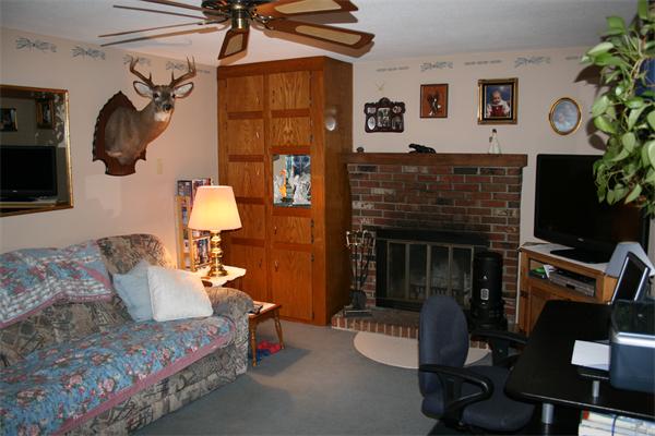 406 Log Plain Road East Greenfield, MA 01301 - Photo 11 of 23 Gallery Image 11