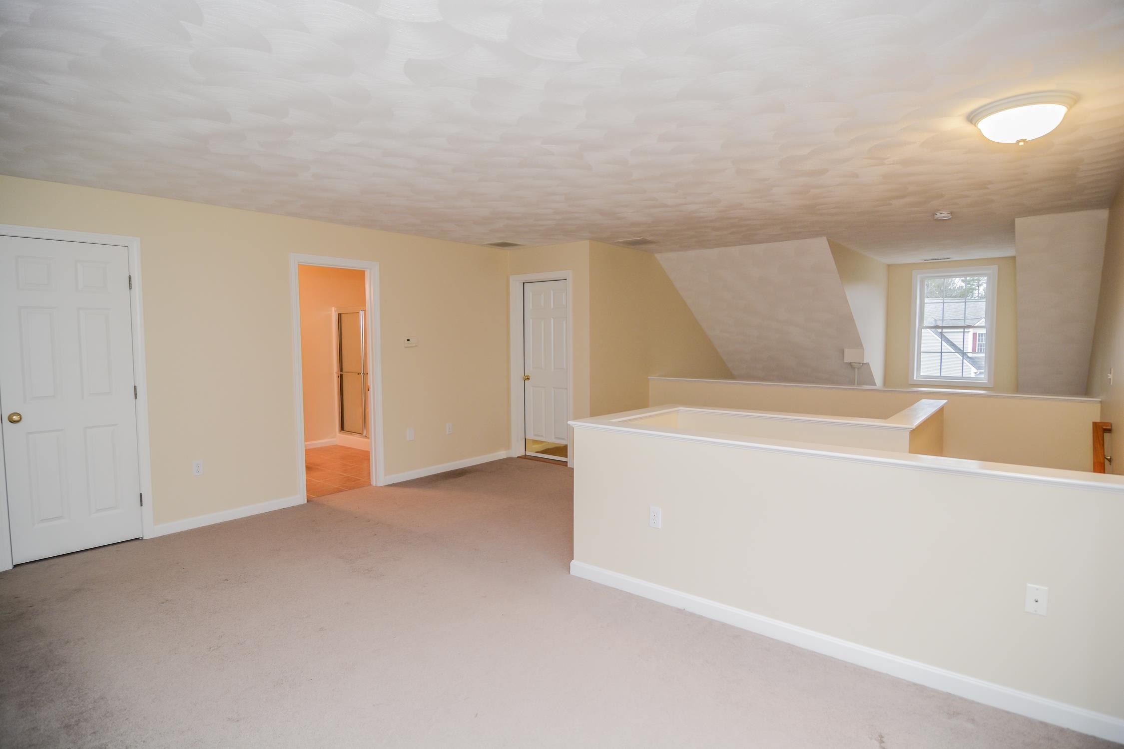 36 Hadleigh Road Windham, NH 03087 - Photo 17 of 20