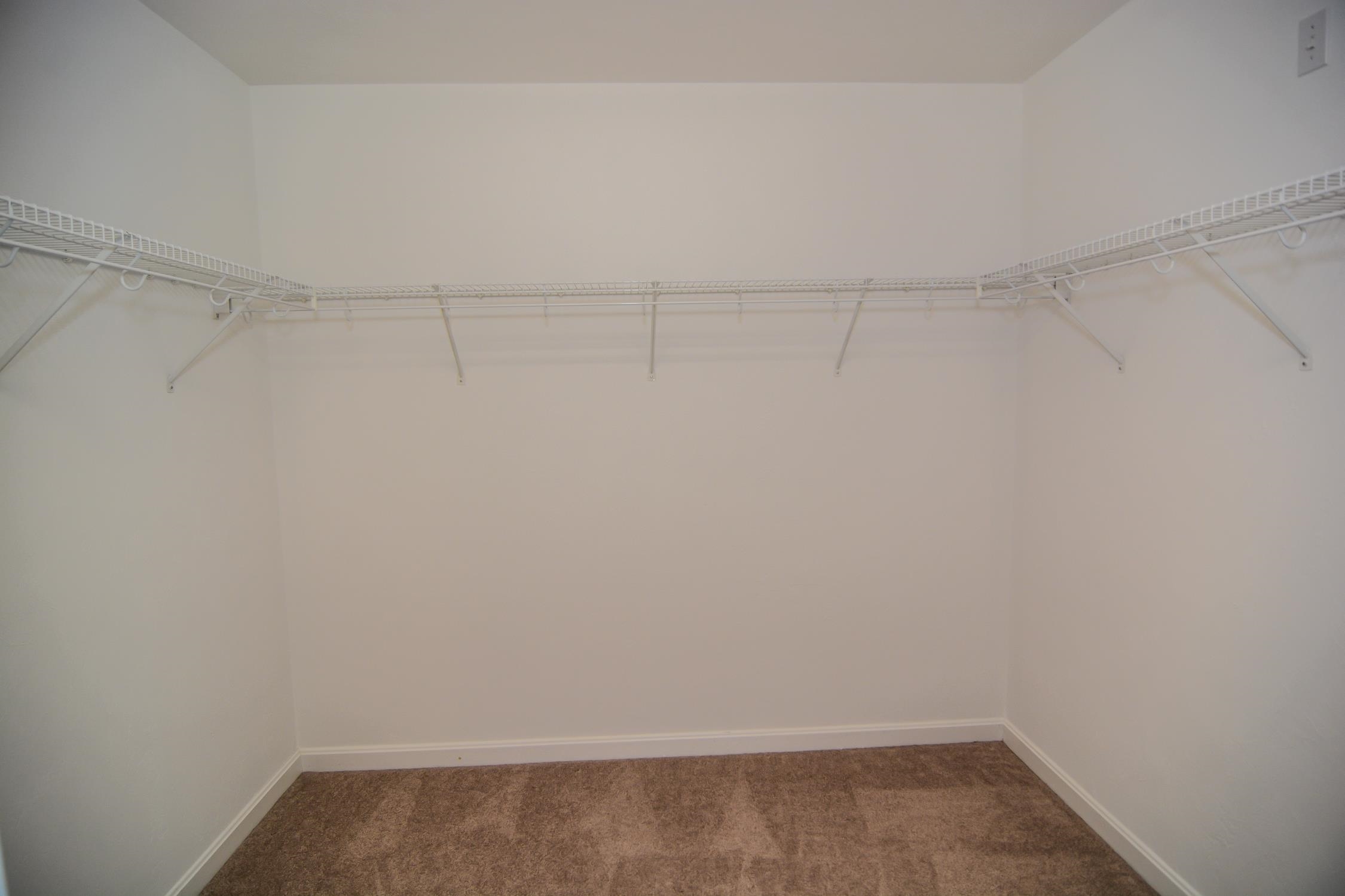 36 Hadleigh Road Windham, NH 03087 - Photo 19 of 20