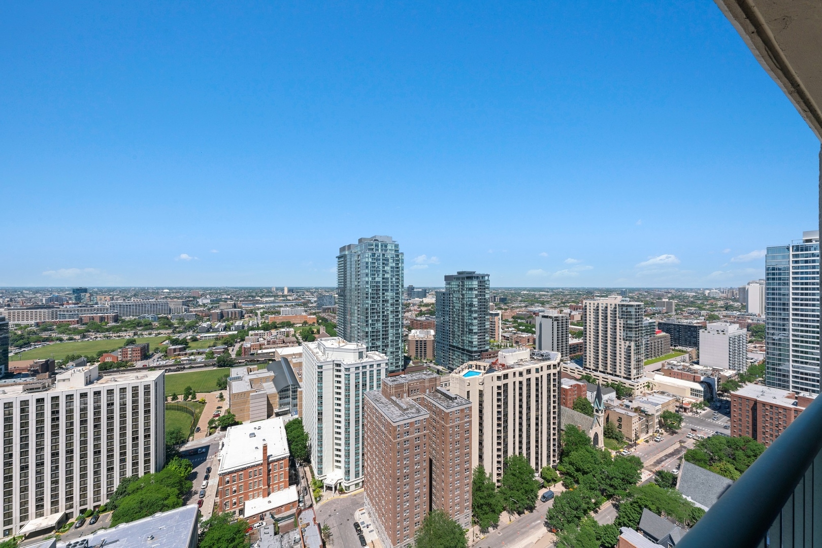 111 West Maple Street, Unit 2910 Chicago, IL 60610 - Photo 14 of 16