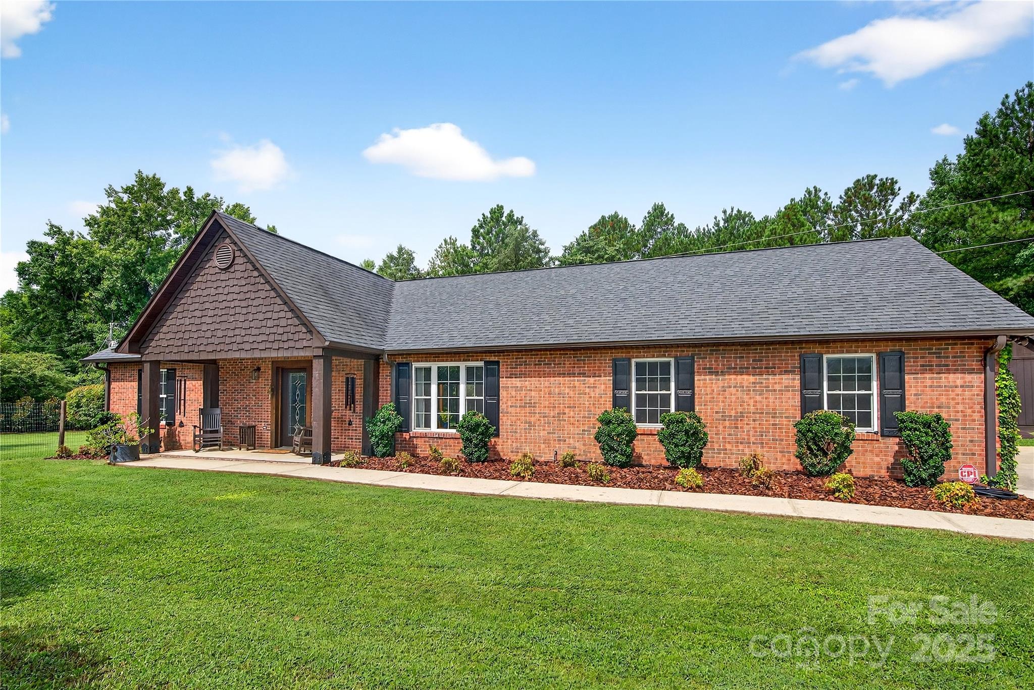 9592 Olin Yarborough Road Fort Mill, SC 29707 - Photo 3 of 48 Gallery Image 3