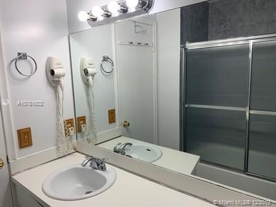 2418 West 52nd Terrace, Unit 26 Hialeah, FL 33016 - Photo 25 of 33