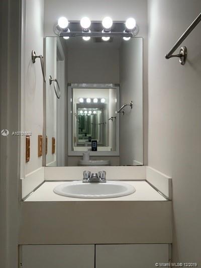 2418 West 52nd Terrace, Unit 26 Hialeah, FL 33016 - Photo 10 of 33