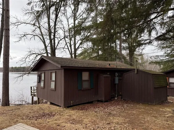 $199,990 | 1085 County Rd F, Unit 11, Edgewater, WI 54817