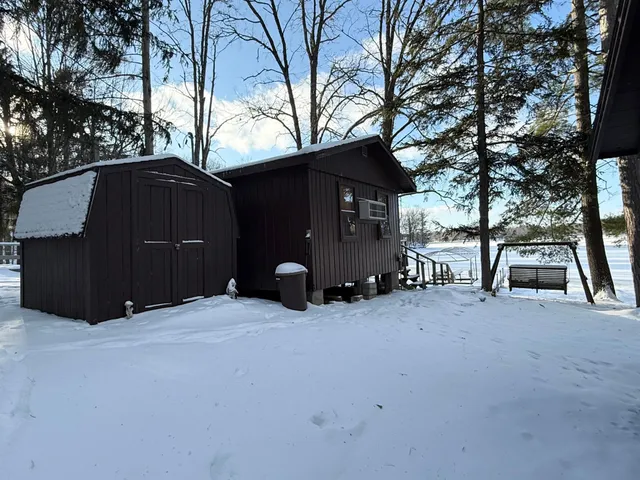 $199,990 | 1085 County Rd F, Unit 11, Edgewater, WI 54817