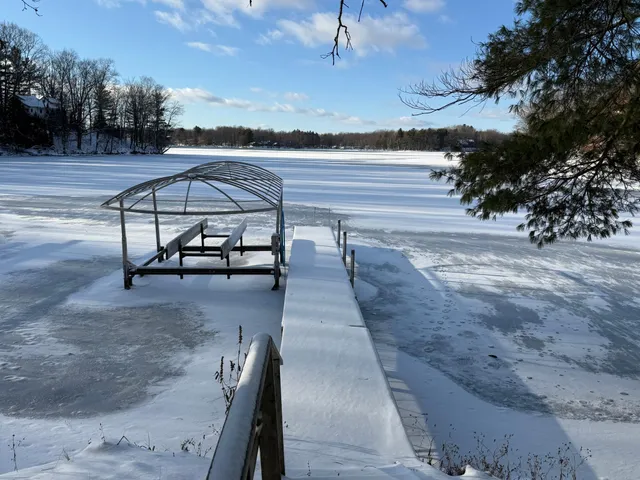 $199,990 | 1085 County Rd F, Unit 11, Edgewater, WI 54817